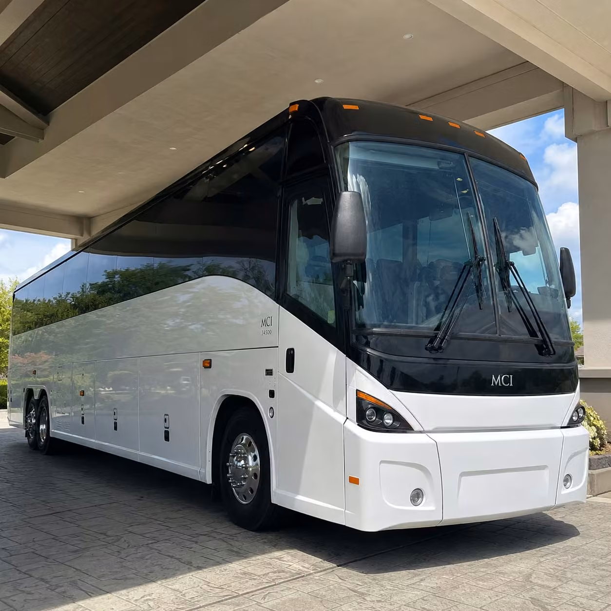 compare employee transportation options in memphis and beyond