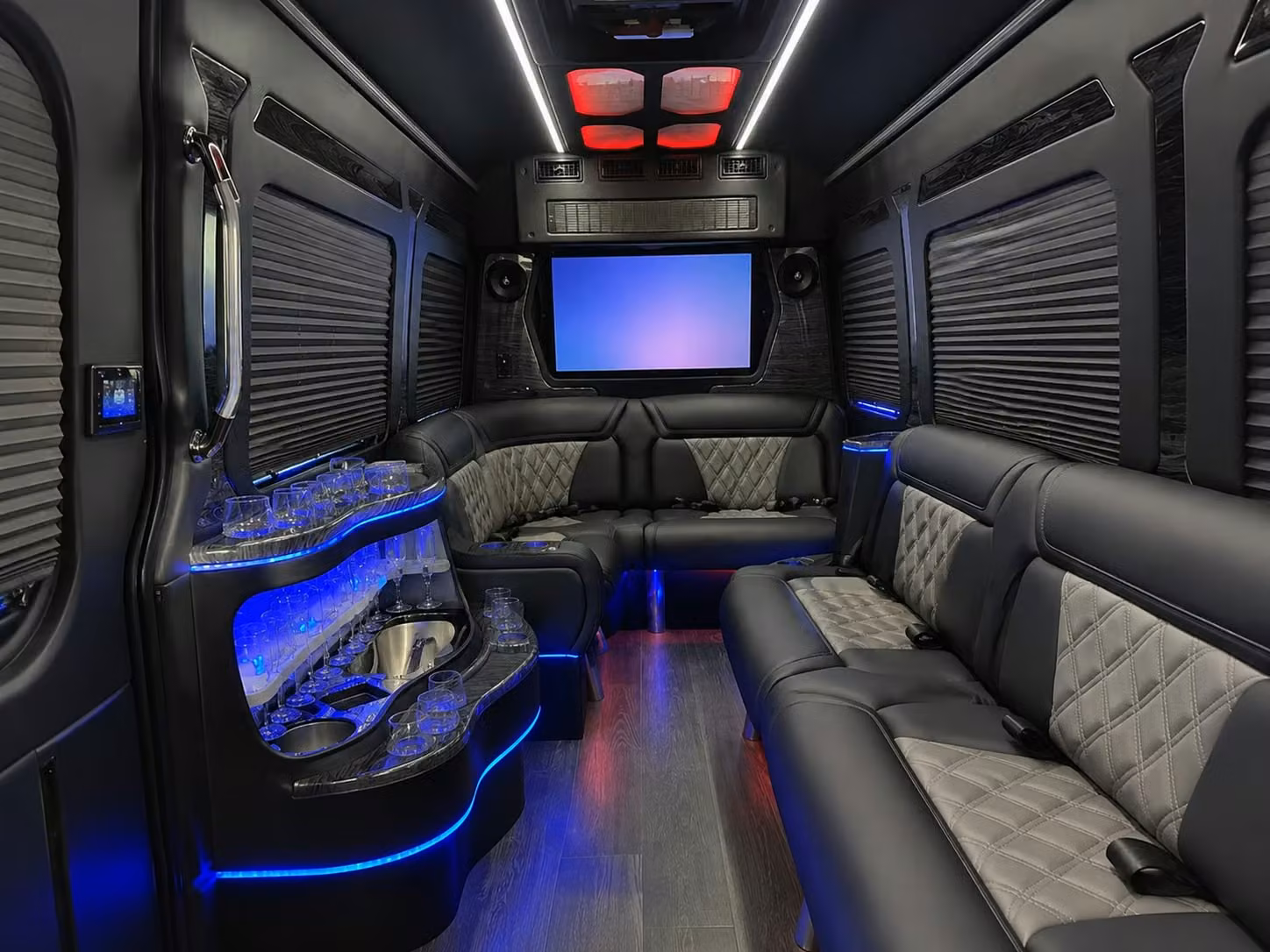 corporate and group concert shuttle bus rentals in memphis