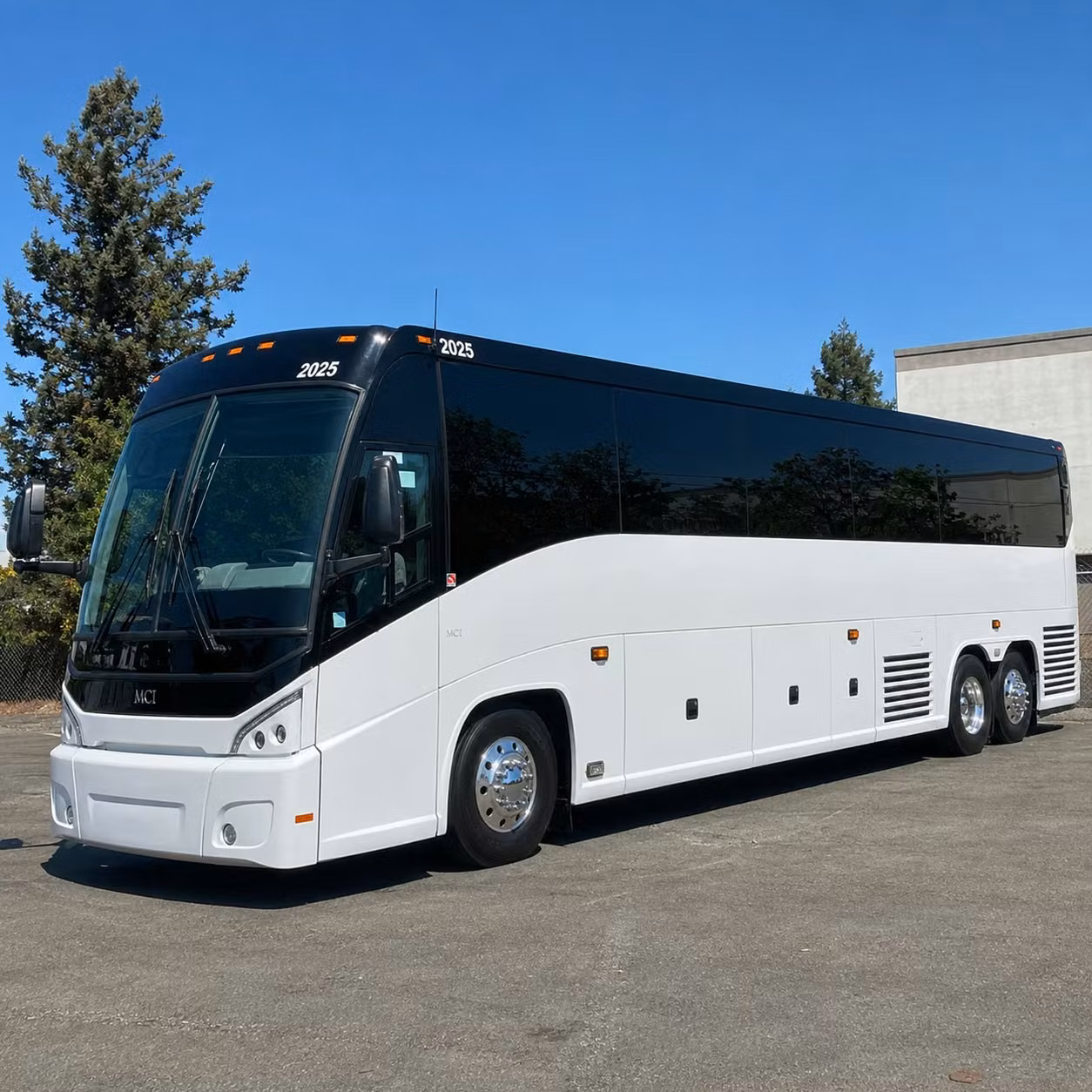 group transportation to beale street music festival and outdoor memphis events