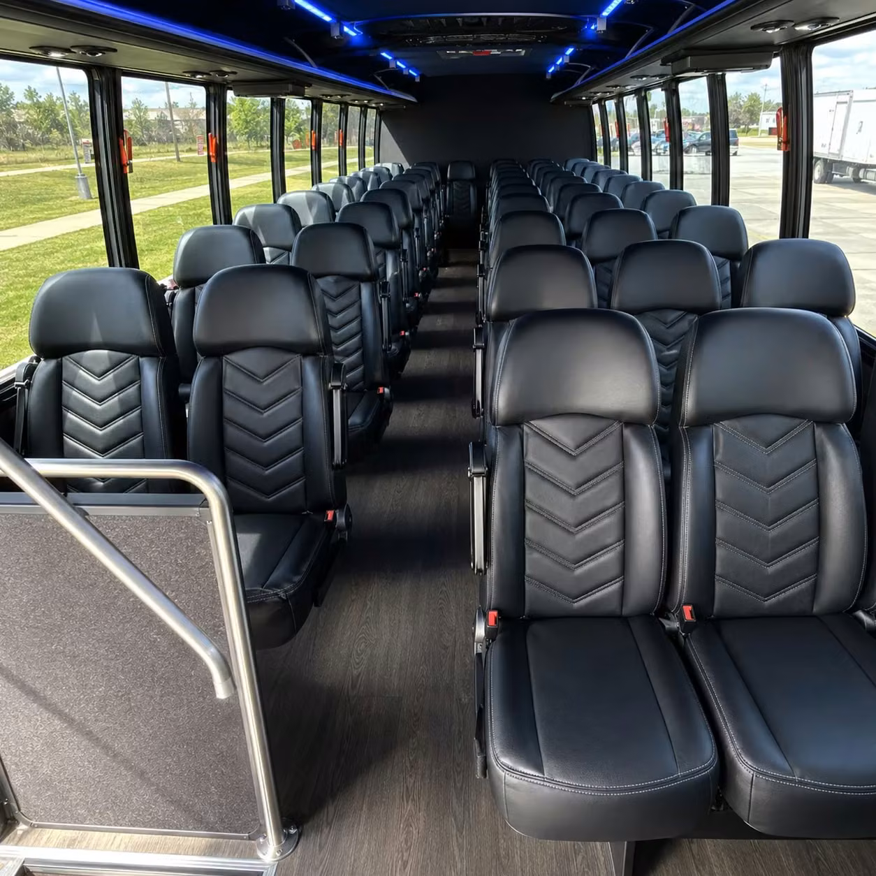 it just got easier to book a minibus for prom groups in memphis